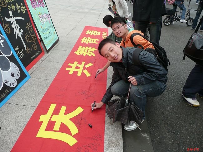 ctrl+鼠标滚轮缩放